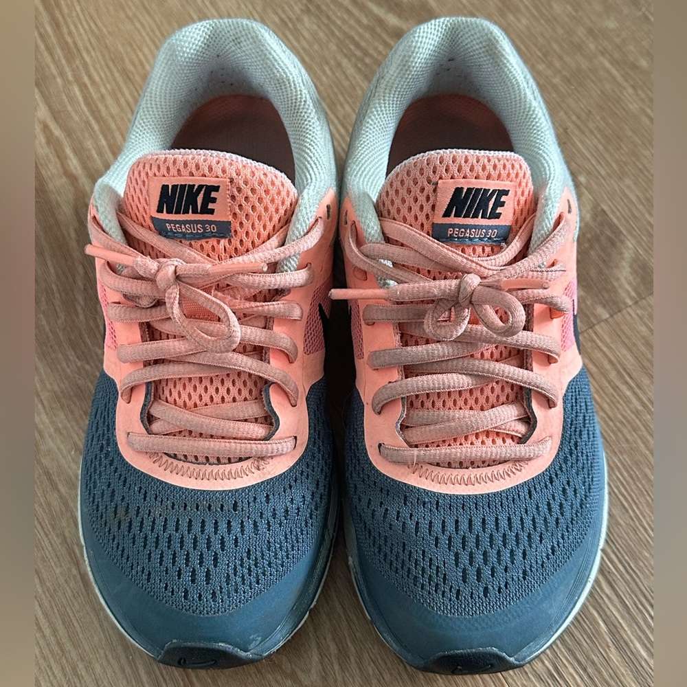 Women’s Nike Pegasus 30 Coral, Slate, and White Running Shoes